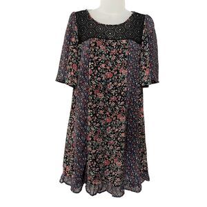 Intu Floral Boho Dress Medium Bell Sleeve Lace Yoke Criss Cross Back Lined